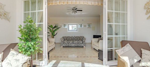 4 bedrooms House in Budens, Portugal No. 121363 17