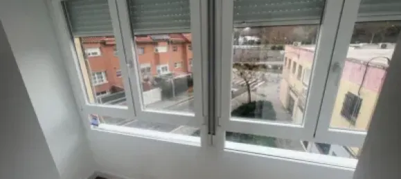 2 bedrooms Apartment in Madrid, Spain No. 185529 8