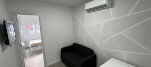 2 bedrooms Apartment in Madrid, Spain No. 185529 4