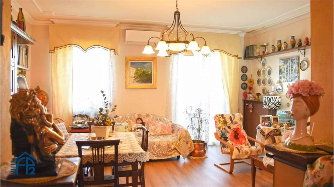 Apartamento de 2 dormitorios en Cinisello Balsamo, Italy No. 271554