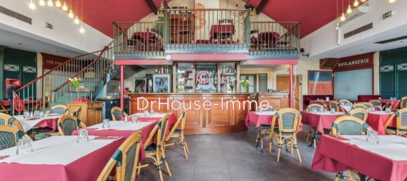 Imóvel comercial de 3 divisões em Gonesse, France N.º 151120 2