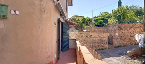 4 rooms Apartment in Pisa, Italy No. 309033 10