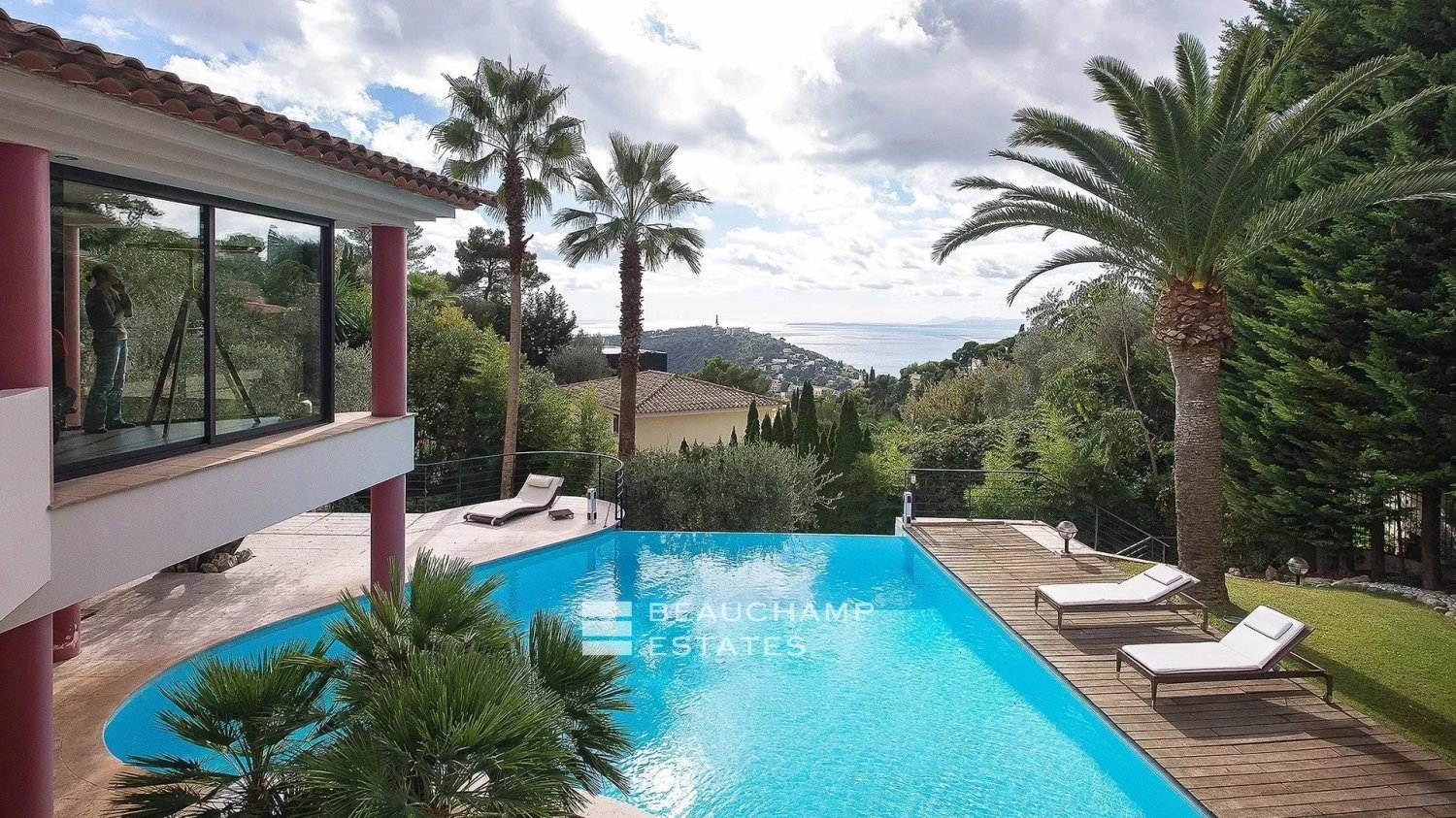 Вилла с 4 спальнями в Вильфранш-сюр-Мер, Франция № 185482