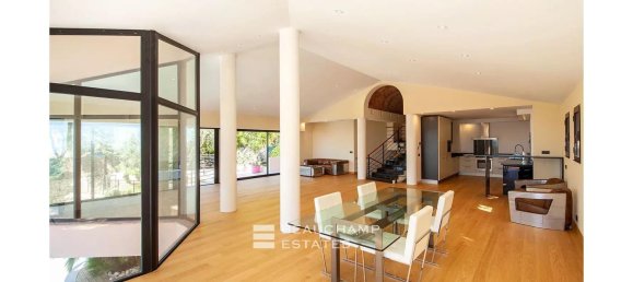 Вилла с 4 спальнями в Вильфранш-сюр-Мер, Франция № 185482 2