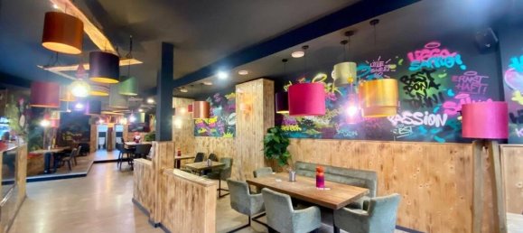 Bâtiment à Krefeld, Germany 450m² No. 32453 2