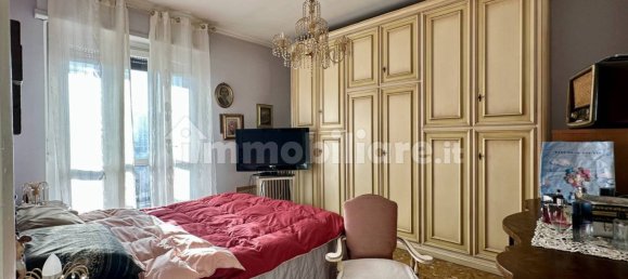 3 bedrooms Apartment in Turin, Italy No. 153799 10