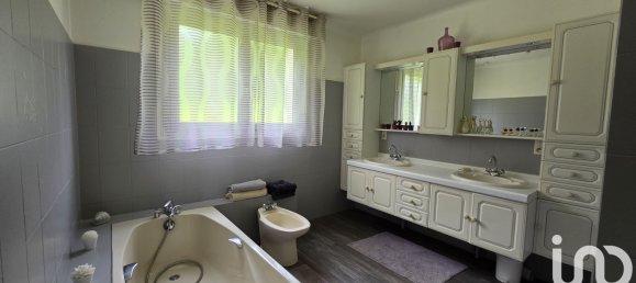 Дом с 8 комнатами в Марн, Франция № 327596 11