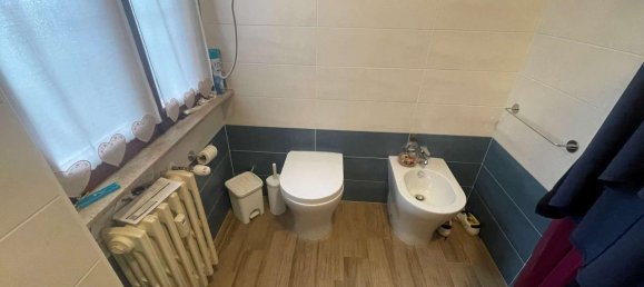 4 rooms Apartment in Perugia, Italy No. 4774 7