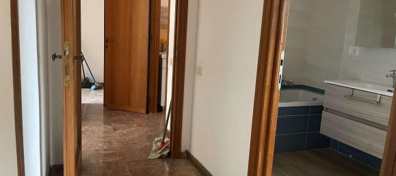 4 rooms Apartment in Perugia, Italy No. 4774 43