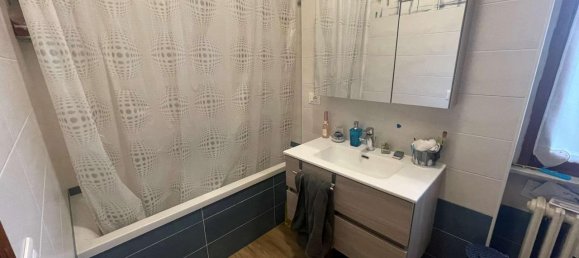 4 rooms Apartment in Perugia, Italy No. 4774 6