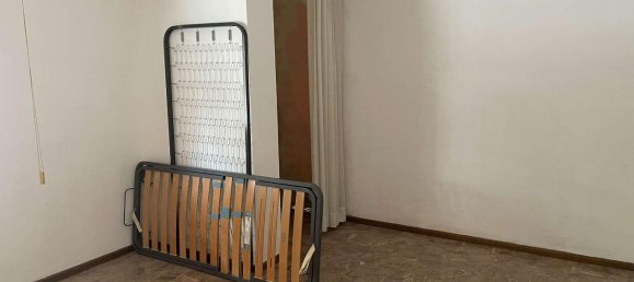 4 rooms Apartment in Perugia, Italy No. 4774 17