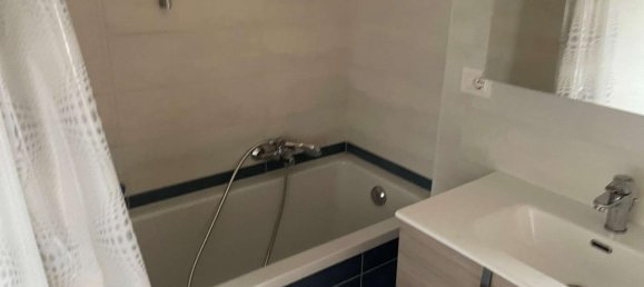 4 rooms Apartment in Perugia, Italy No. 4774 31