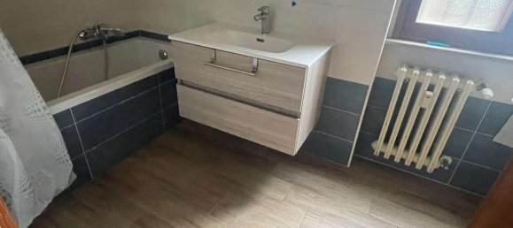 4 rooms Apartment in Perugia, Italy No. 4774 28