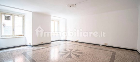 3 bedrooms Apartment in Genoa, Italy No. 306190 3