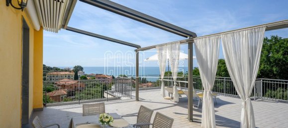 8 chambres Penthouse à Lerici, Italy No. 326740 3