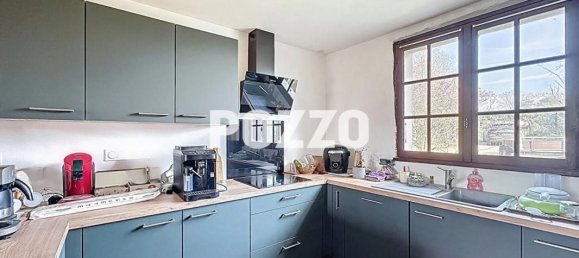 5 Schlafzimmer Haus in Manche, France, Nr. 356477 3