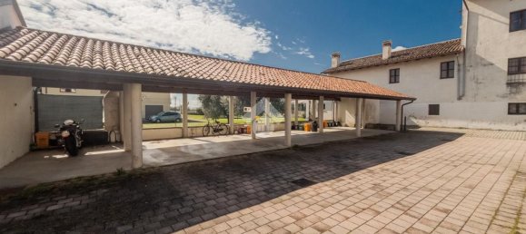 Apartamento de 2 habitaciónes en Udine, Italy No. 15794 22