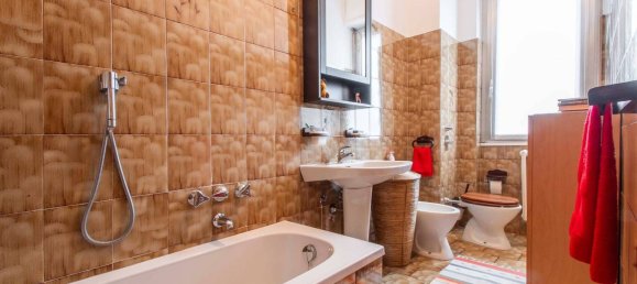 2 bedrooms Apartment in Arese, Italy No. 61466 8