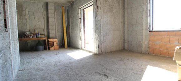 3 rooms Apartment in Montalto Uffugo, Italy No. 77817 8