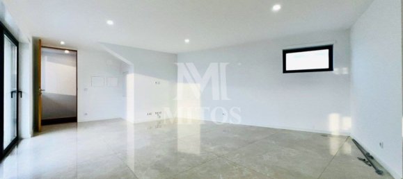 Apartamento de 2 dormitorios en Forjaes, Portugal No. 62534 8