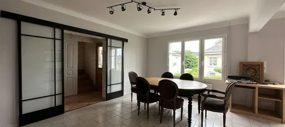 4 bedrooms House in Blois, France No. 252692 4