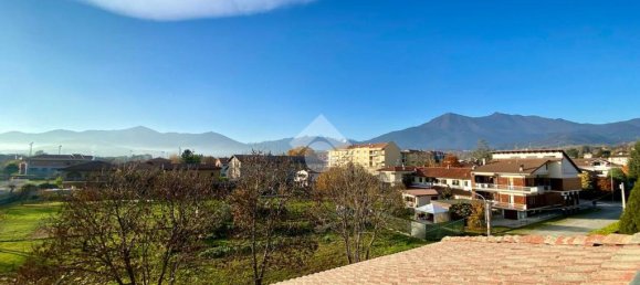 Квартира с 3 спальнями в Кастелламонте, Италия № 63780 26