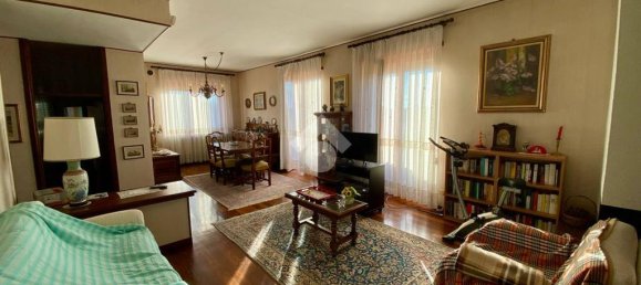 Квартира с 3 спальнями в Кастелламонте, Италия № 63780 17