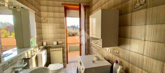 Квартира с 3 спальнями в Кастелламонте, Италия № 63780 24