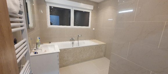 3 bedrooms House in Hergnies, France No. 71508 9