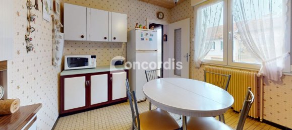 3 bedrooms House in Gondreville, France No. 329661 10