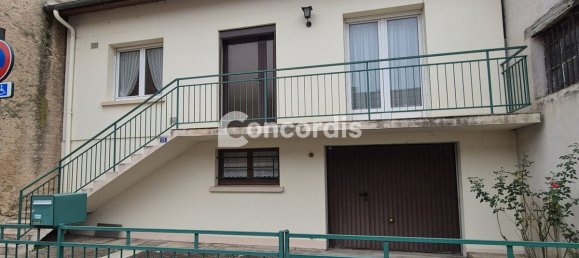 3 bedrooms House in Gondreville, France No. 329661 2