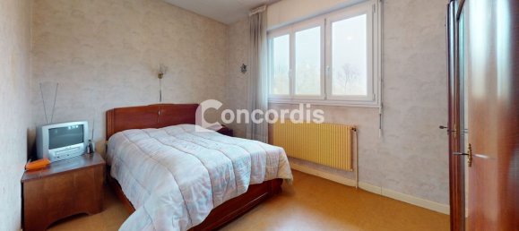 3 bedrooms House in Gondreville, France No. 329661 12