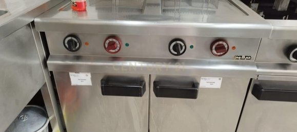 209m² Commercial property in Braganca, Portugal No. 241959 13