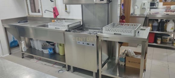 209m² Commercial property in Braganca, Portugal No. 241959 10