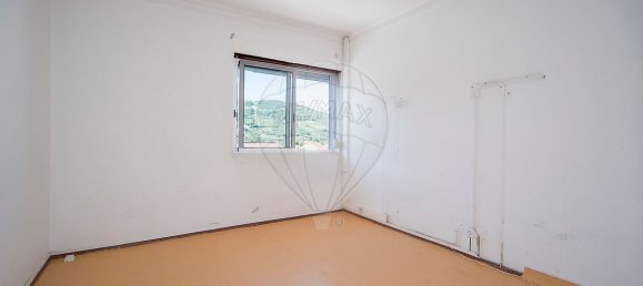 8 bedrooms House in Bucelas, Portugal No. 180641 4