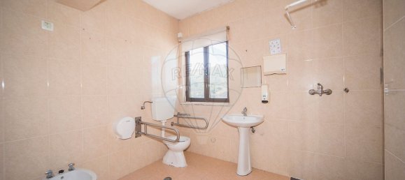 8 bedrooms House in Bucelas, Portugal No. 180641 43