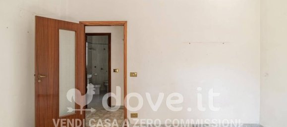 5-salle Appartement à Taranto, Italy No. 66077 37