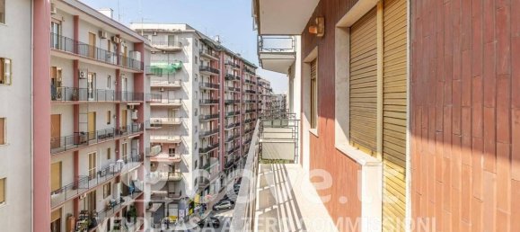 5-salle Appartement à Taranto, Italy No. 66077 26