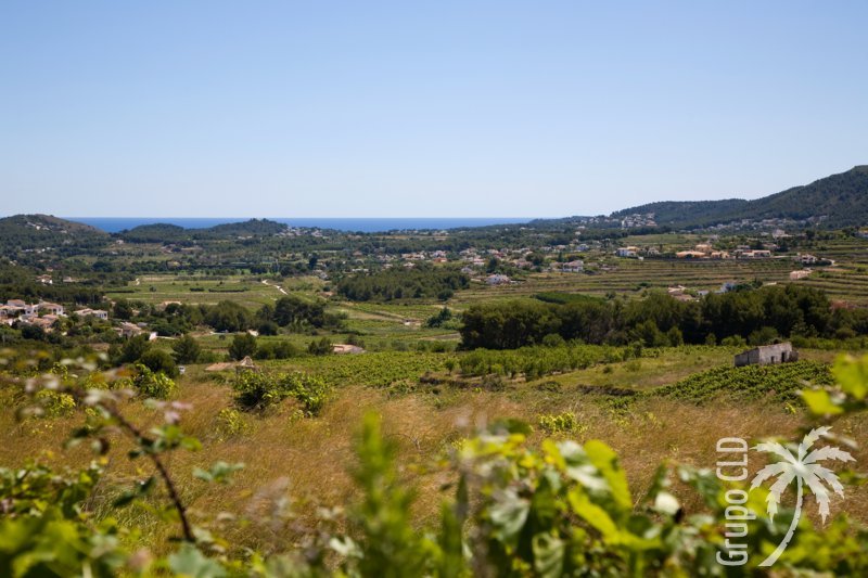  Land in Moraira, Spain No. 163208