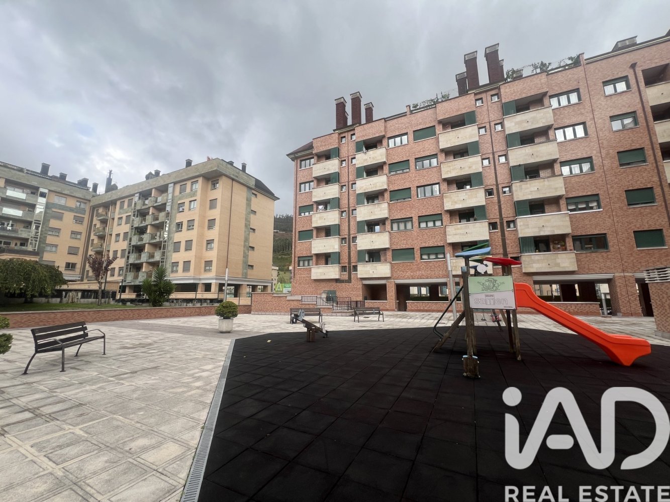 2 غرف نوم شقة في Oviedo, Spain رقم 292472