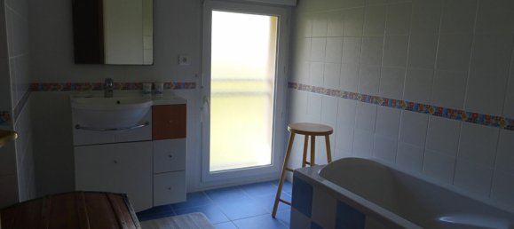 4 غرف نوم منزل في Saint-Maurice-Saint-Germain, France رقم 272640 11