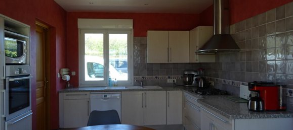 4 غرف نوم منزل في Saint-Maurice-Saint-Germain, France رقم 272640 5