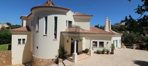 4 bedrooms Villa in Loule, Portugal No. 114918 12