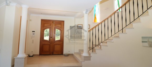 4 bedrooms Villa in Loule, Portugal No. 114918 9