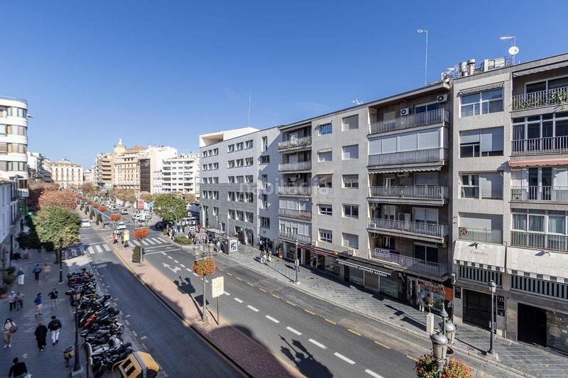 Apartamento de 6 dormitorios en Granada, Spain No. 90775
