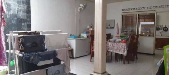 5 bedrooms House in Surabaya, Indonesia No. 1496 11