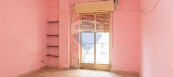 3 rooms Apartment in Valverde, Italy No. 131561 7