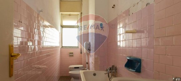 3 rooms Apartment in Valverde, Italy No. 131561 6