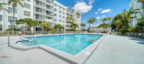 2 غرف نوم عقار تجاري في Miami, الولايات المتحدة رقم 615122 4