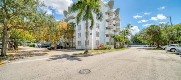 2 غرف نوم عقار تجاري في Miami, الولايات المتحدة رقم 615122 2